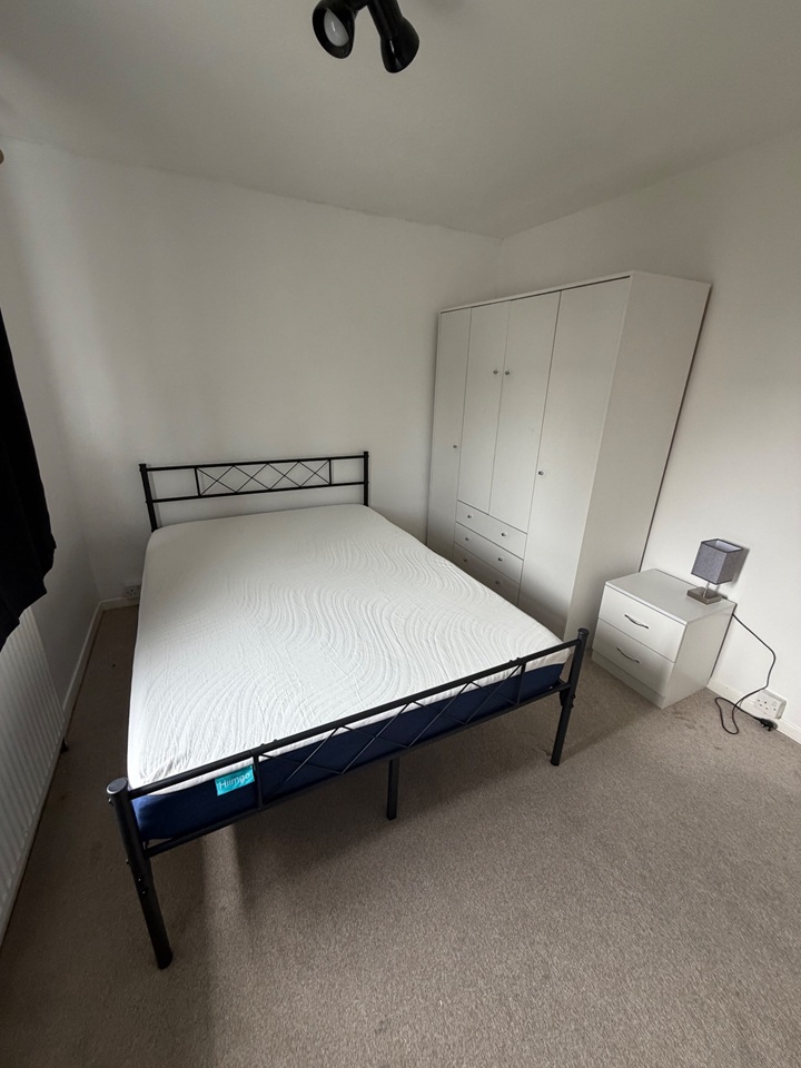 Additional image 2 of Room in a Shared House, Sandy Lane, OX4, N1 7GU