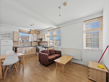 2 Bed Flat, Stoke Newington Road, N16