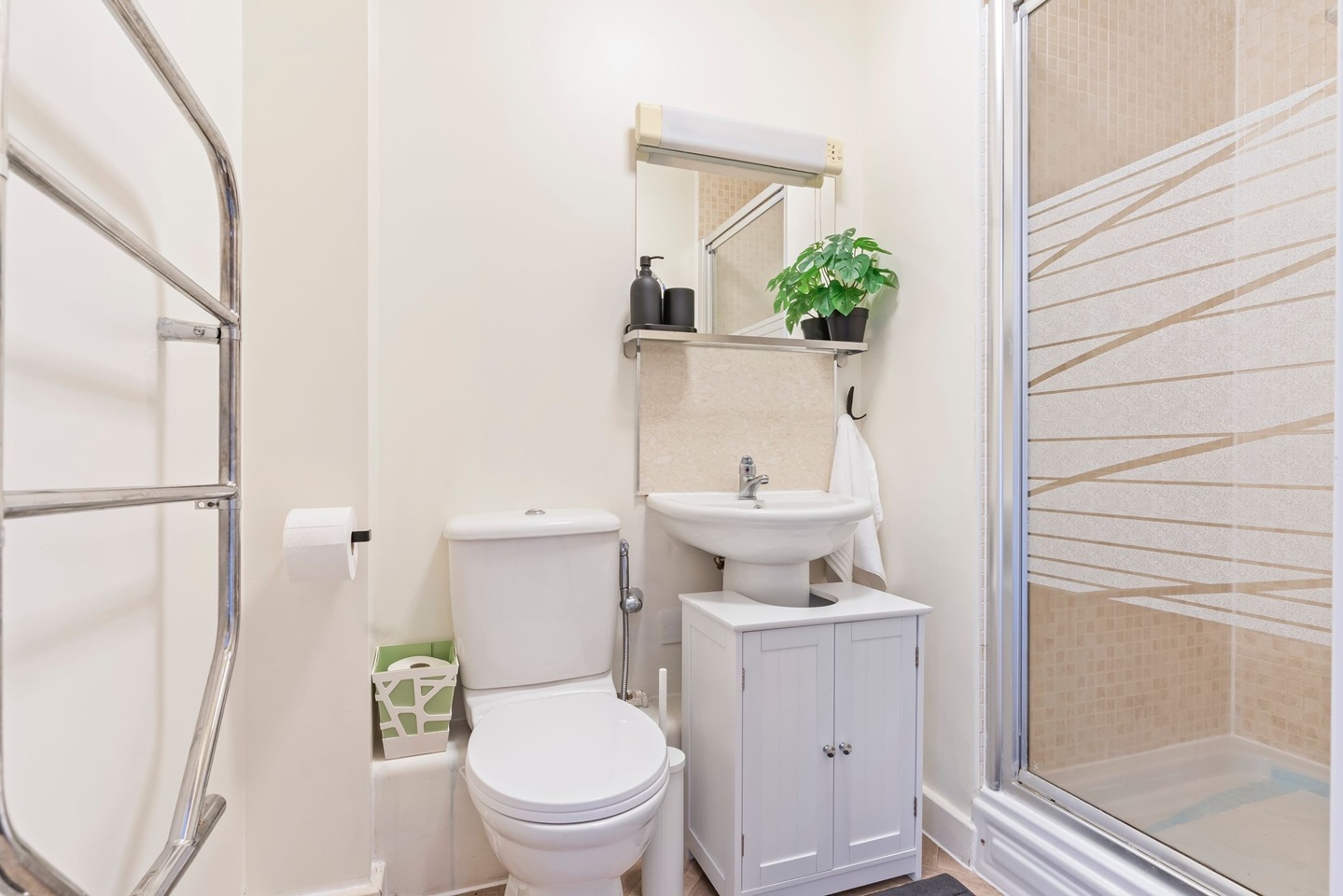 Additional image 3 of 2 Bed Flat, Beauchamp House, CV1, N1 7GU