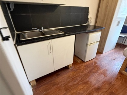 Studio Flat, Dessouter, NW9