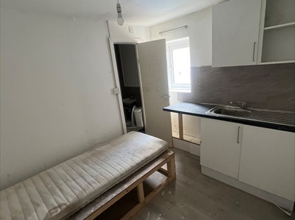 Studio Flat, Mayfield Close, UB10