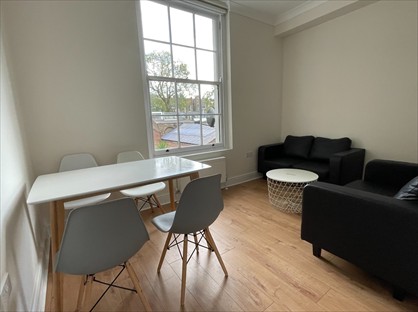 5 Bed Flat, Camden Road, NW1