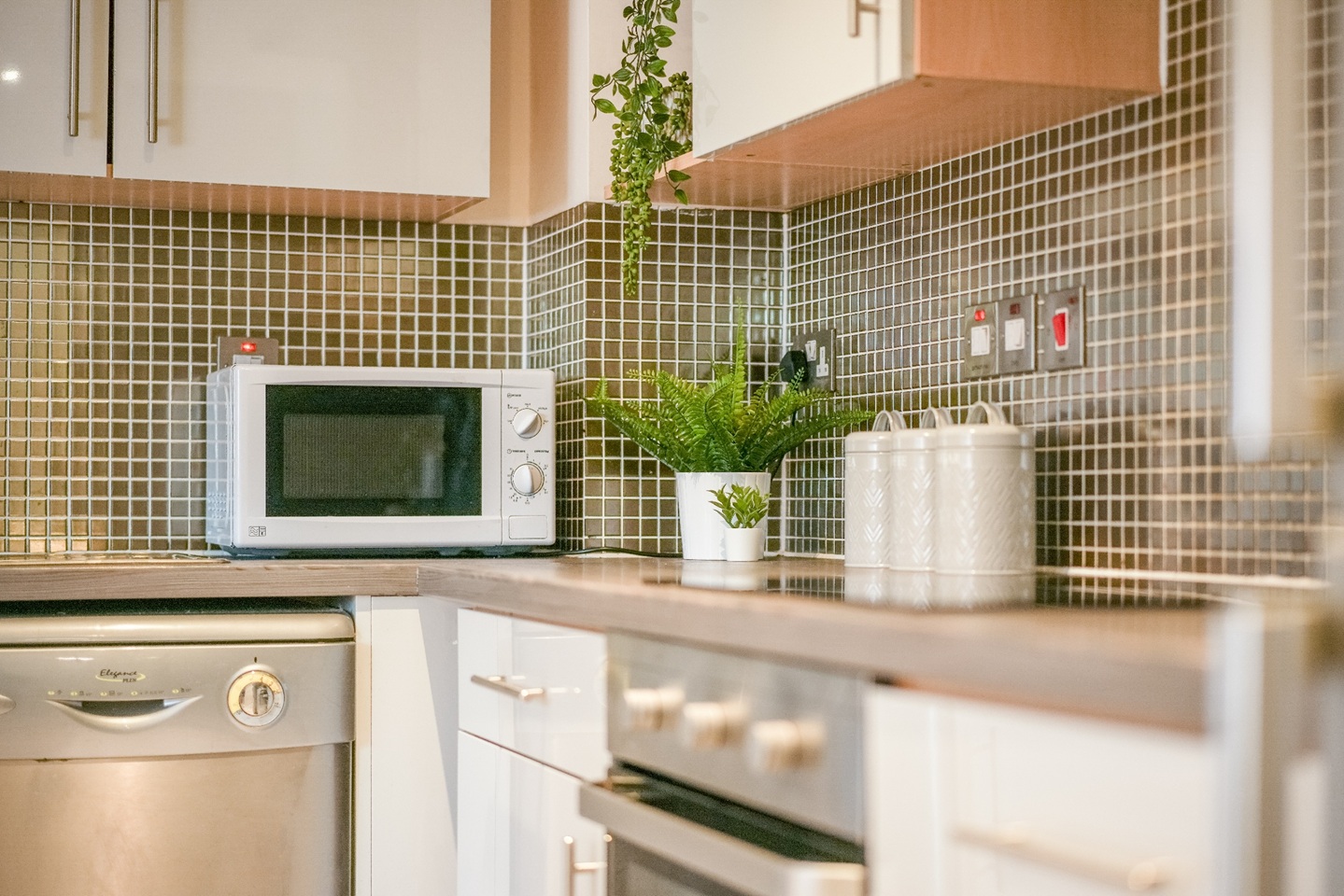 Additional image 2 of 5 Bed Flat, Regent Terrace, S3, N1 7GU