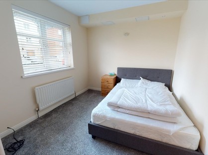 Room in a Shared House, Leeds, LS3
