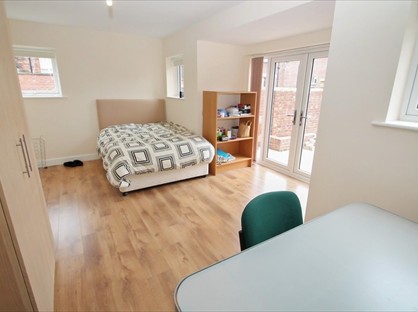 Room in a Shared House, Leeds, LS7