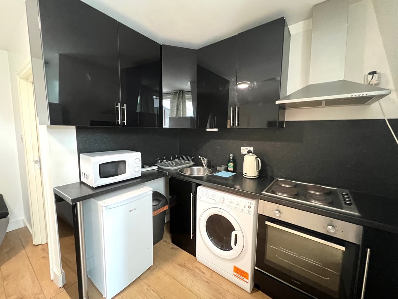 Additional image 2 of 2 Bed Flat, Finchley Road, NW3, N1 7GU