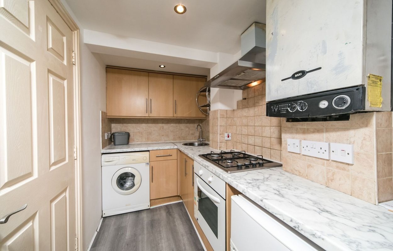 Additional image 6 of 1 Bed Flat, Bedford Road, RG1, N1 7GU