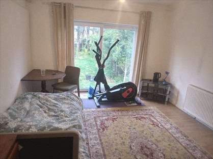 Room in a Shared House, Grasmere Gardens, HA3