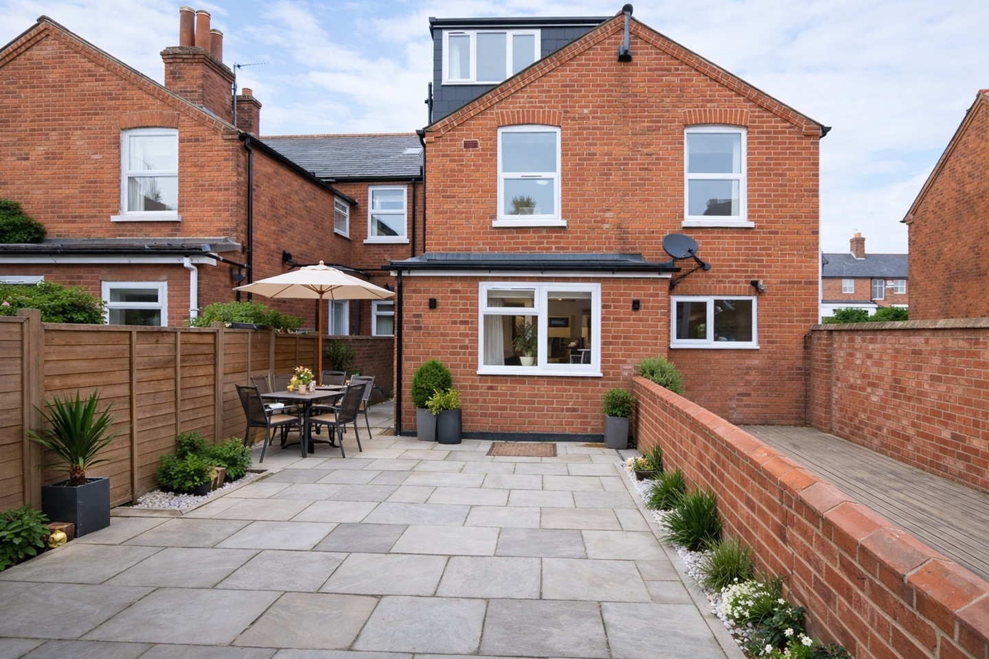 Additional image 15 of 6 Bed Terraced House, Grange Avenue, RG6, N1 7GU