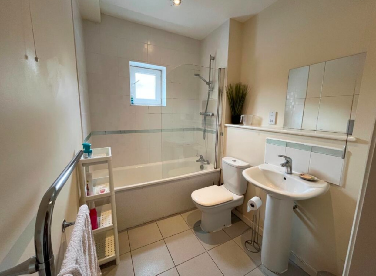 Additional image 5 of 1 Bed Flat, The River Buildings, LE3, N1 7GU