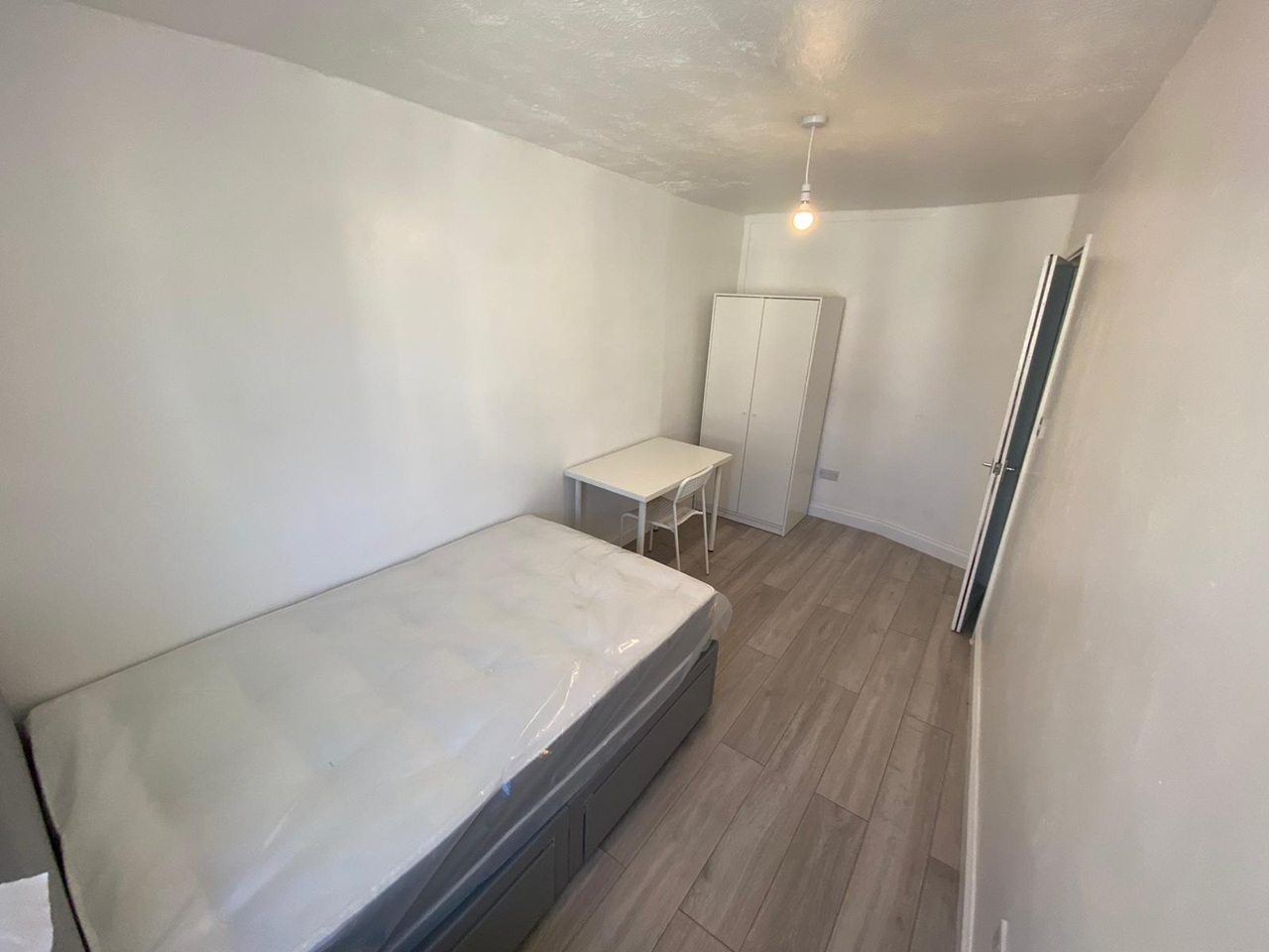 Additional image 6 of 2 Bed Flat, Western Road, BN3, N1 7GU