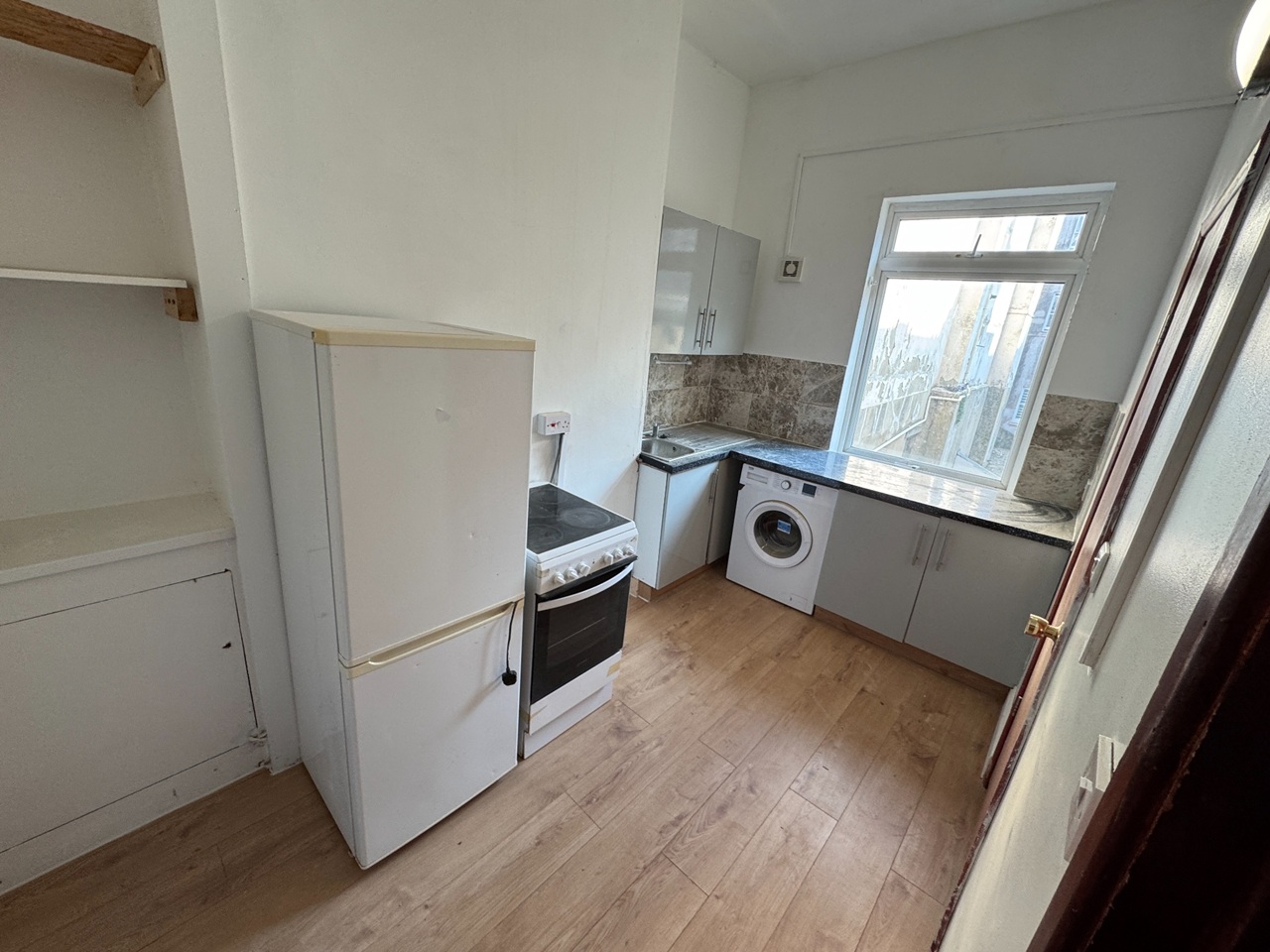 2 Bed Flat, Western Road, BN3, N1 7GU