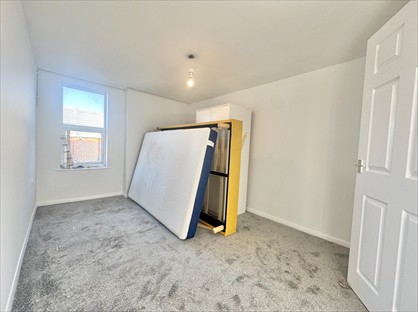 1 Bed Flat, Hunji House, ME7