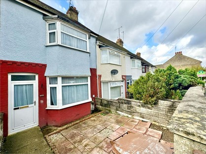 4 Bed Terraced House, St Leonards Avenue, ME4