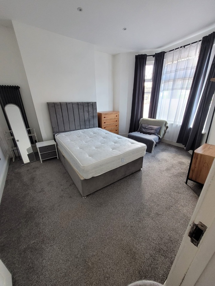 Room in a Shared House, Cowbridge Road East, CF5, N1 7GU