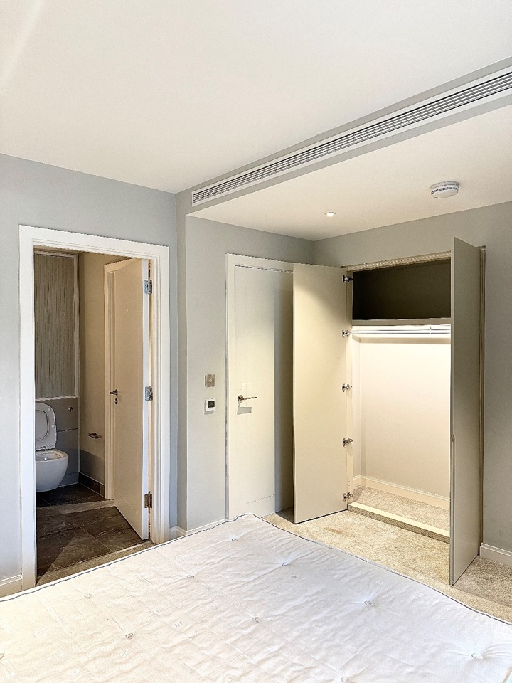 Additional image 5 of 2 Bed Flat, Kennington Lane, SE11, N1 7GU