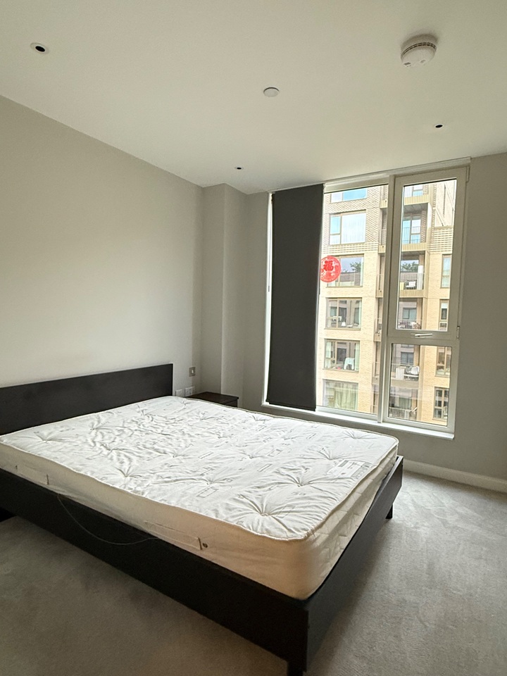 Additional image 8 of 2 Bed Flat, Kennington Lane, SE11, N1 7GU