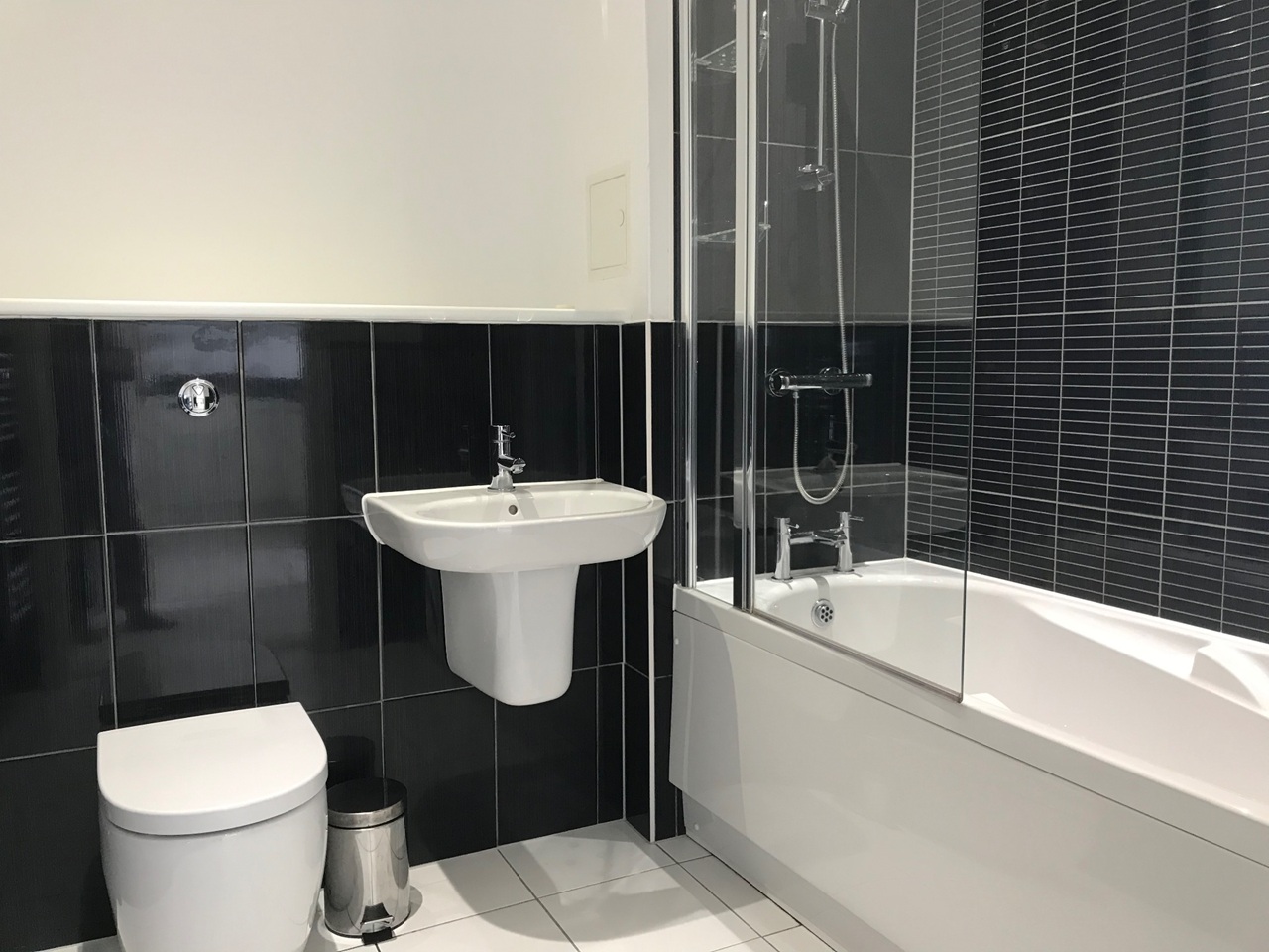 Additional image 18 of 2 Bed Penthouse, Horizon Tower - Prospect Place, CF11, N1 7GU