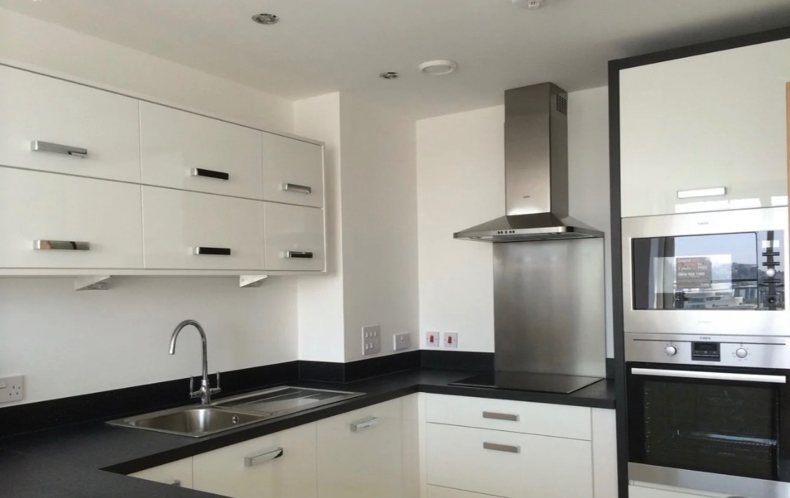 Additional image 8 of 2 Bed Penthouse, Horizon Tower - Prospect Place, CF11, N1 7GU