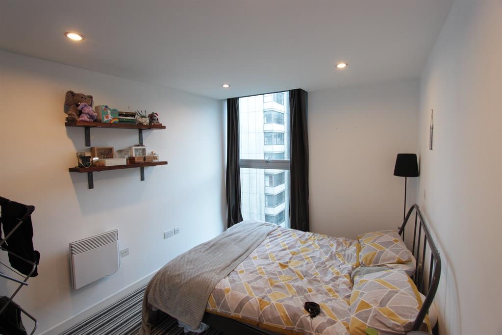 Additional image 5 of 1 Bed Flat, City Point, S1, N1 7GU