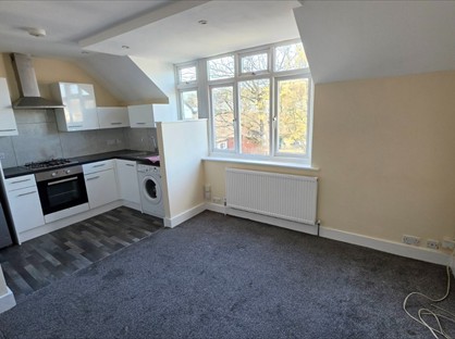 3 Bed Flat, Chipstead Valley Road, CR5