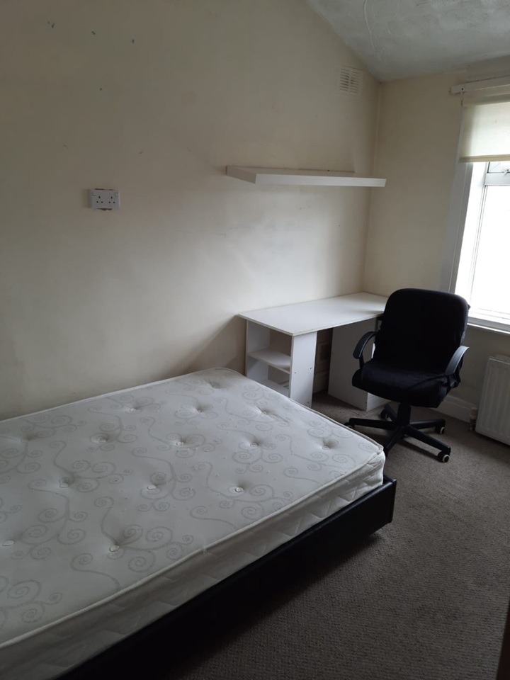 Additional image 4 of 6 Bed Terraced House, Glossop Road, S10, N1 7GU