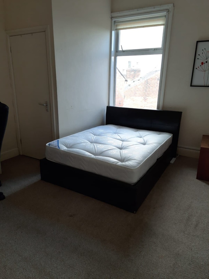 Additional image 3 of 6 Bed Terraced House, Glossop Road, S10, N1 7GU