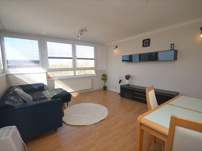 2 Bed Flat, Compton House, SW11