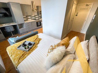 Studio Flat, Bentley Road, L8