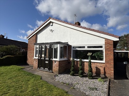 3 Bed Bungalow, Thirlmere Close, SK9