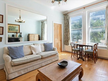 1 Bed Flat, Penywern Road, SW5