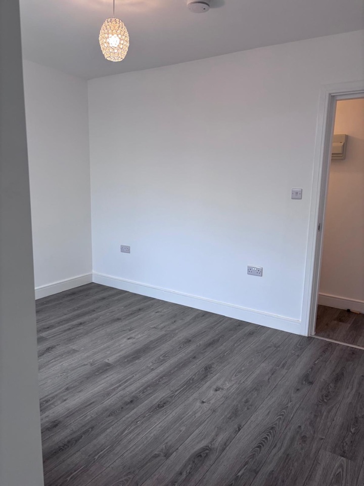 Additional image 3 of 1 Bed Flat, Cavendish Road, LE2, N1 7GU