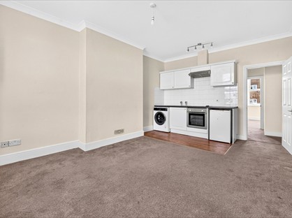 2 Bed Flat, Dalton St, SE27