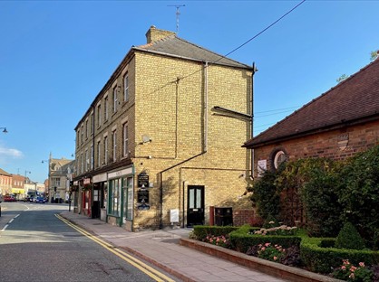2 Bed Maisonette, South St, PE10