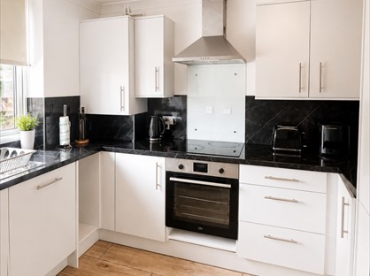 4 Bed Terraced House, Turnpike Close, SE8