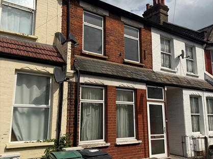 3 Bed Terraced House, Rosebery Avenue, N17