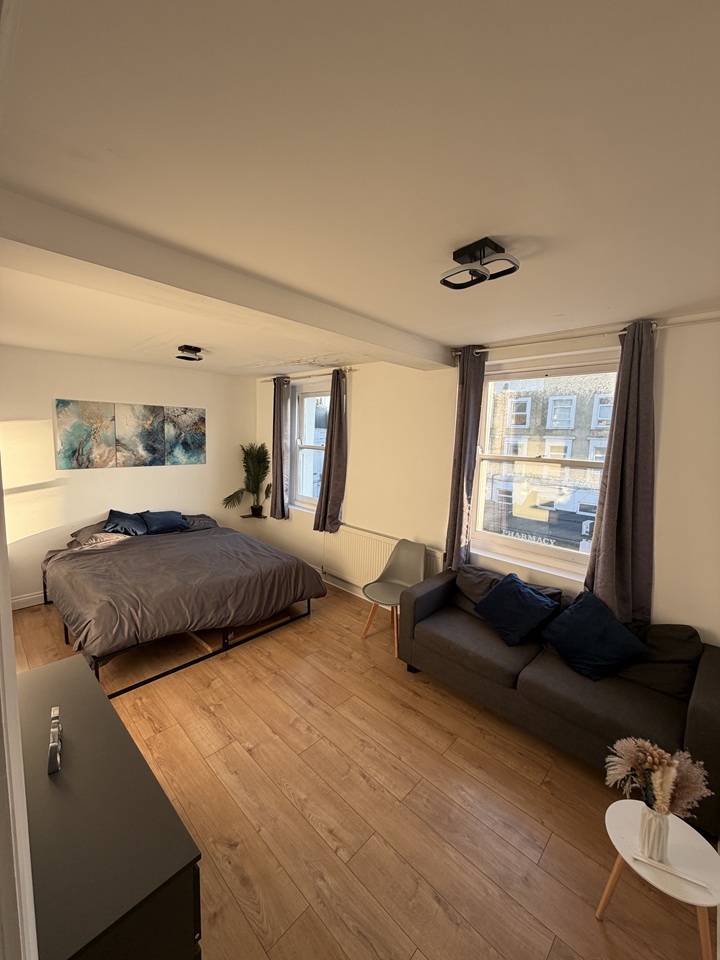 2 Bed Flat, Breckock Road, N7, N7 0DD
