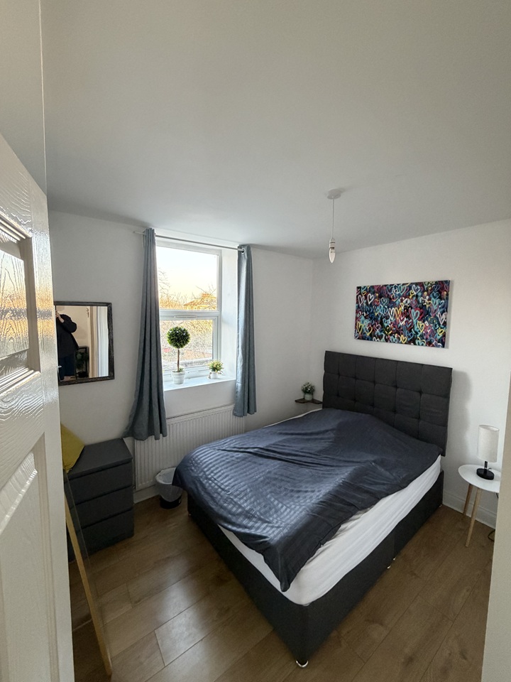 Additional image 6 of 2 Bed Flat, Breckock Road, N7, N7 0DD