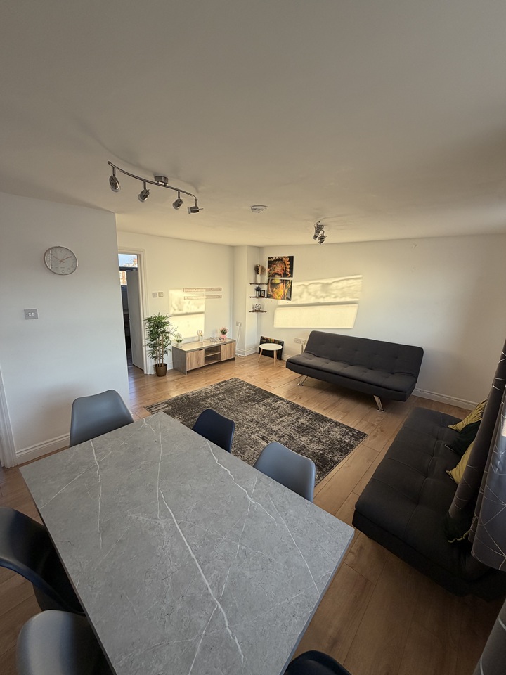 Additional image 10 of 2 Bed Flat, Breckock Road, N7, N7 0DD