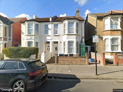 Studio Flat, Whitehall Road, CR7