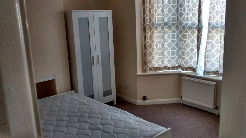 Room in a Shared House, Northbrook Road, SO14, N1 7GU