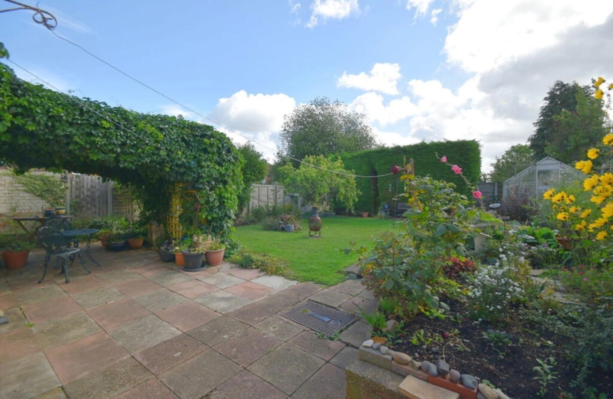 Additional image 3 of 3 Bed Semi-Detached House, Finchley Avenue, DE22, N1 7GU