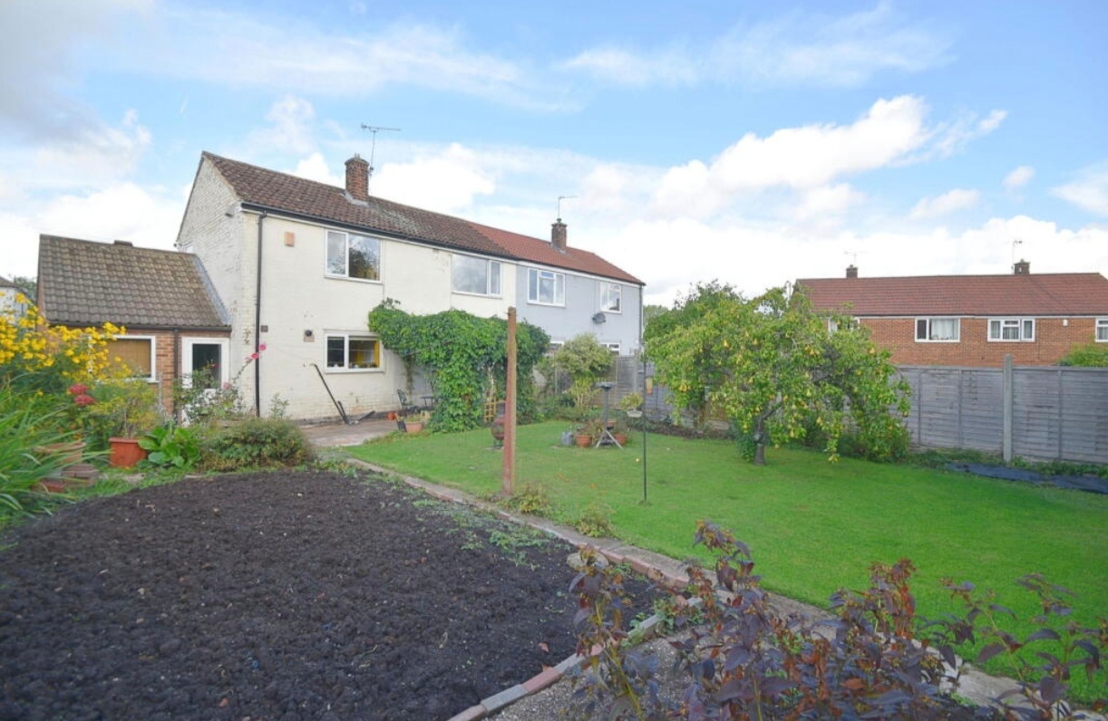 Additional image 2 of 3 Bed Semi-Detached House, Finchley Avenue, DE22, N1 7GU