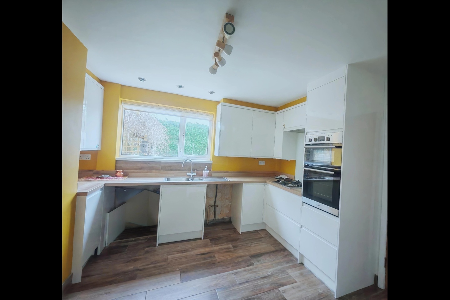 Additional image 13 of 3 Bed Semi-Detached House, Finchley Avenue, DE22, N1 7GU