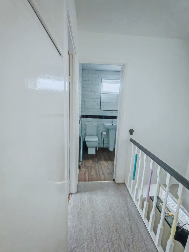 Additional image 24 of 3 Bed Semi-Detached House, Finchley Avenue, DE22, N1 7GU