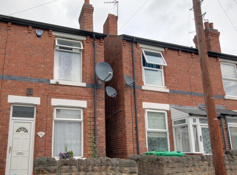 2 Bed End Terrace, Acton Avenue, NG6, N1 7GU