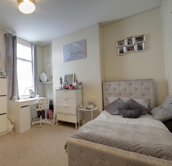 Additional image 5 of 2 Bed End Terrace, Acton Avenue, NG6, N1 7GU