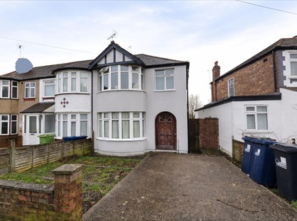 Studio Flat, Perivale, UB6