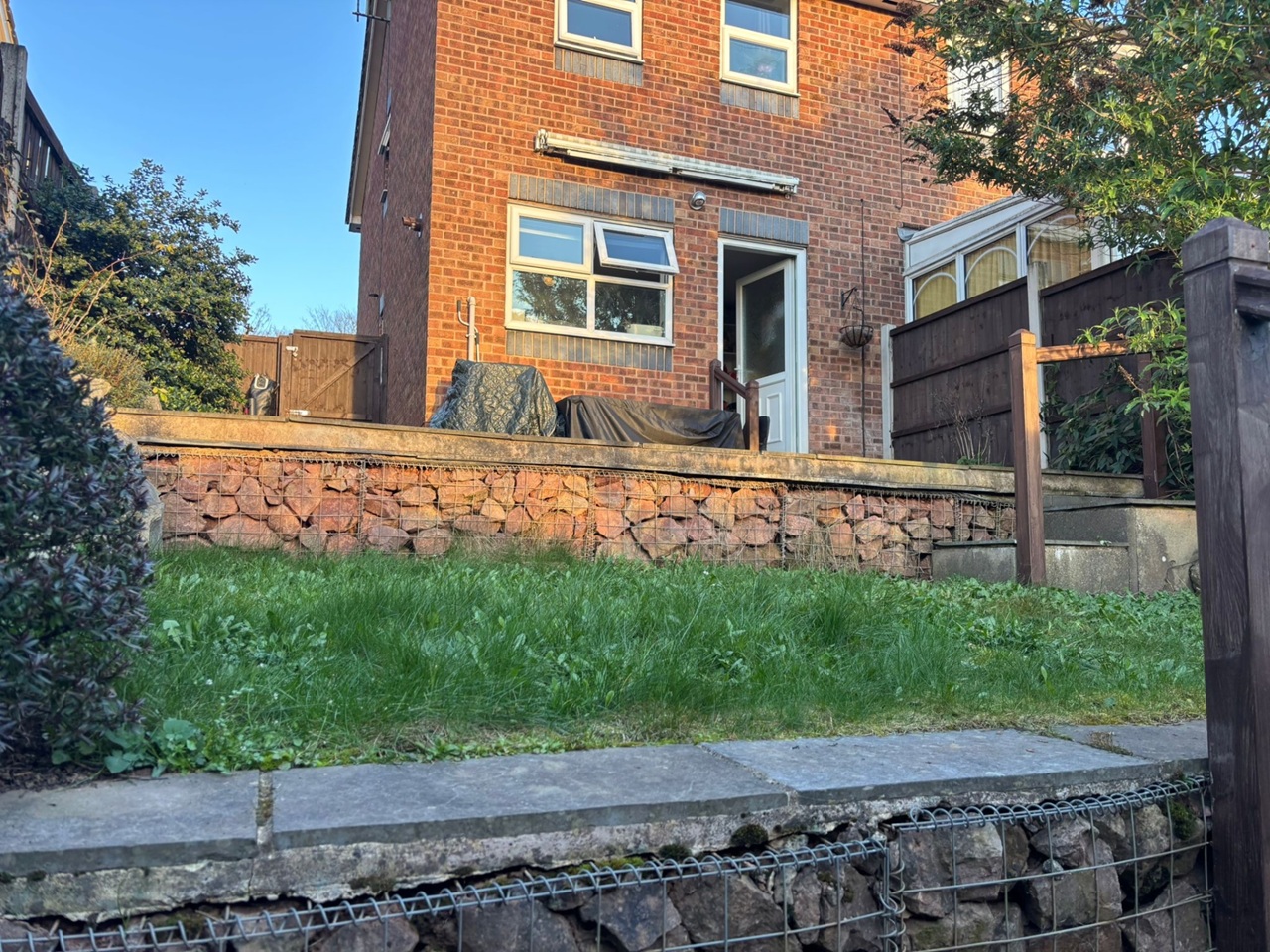 2 Bed Semi-Detached House, Keyhaven Close, DE21, N1 7GU