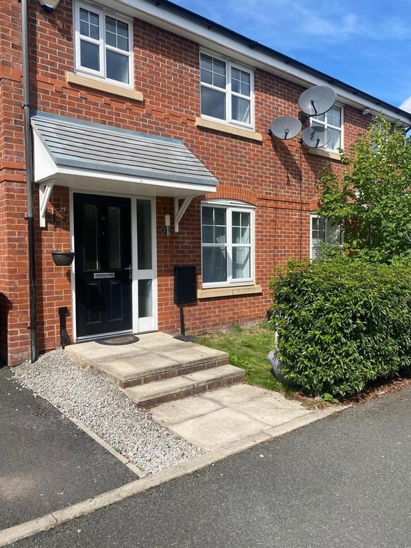 3 Bed Semi-Detached House, Celia St, M8, N1 7GU